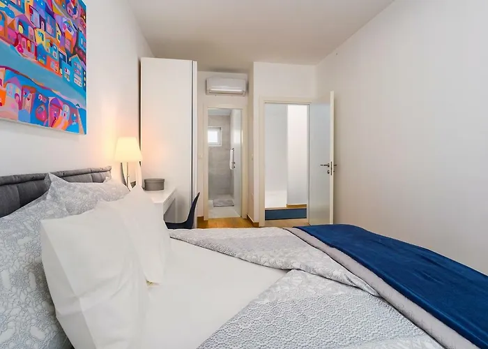 Adria Villa