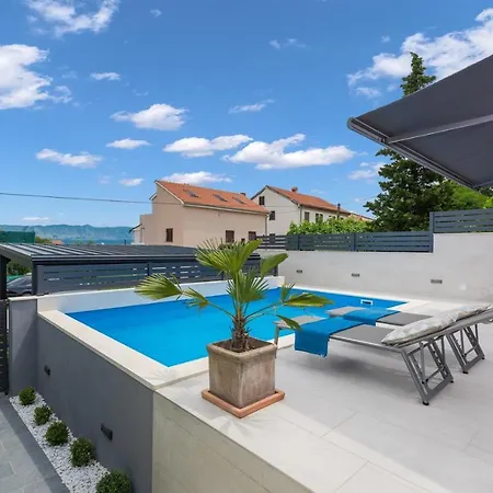 Villa Adria *