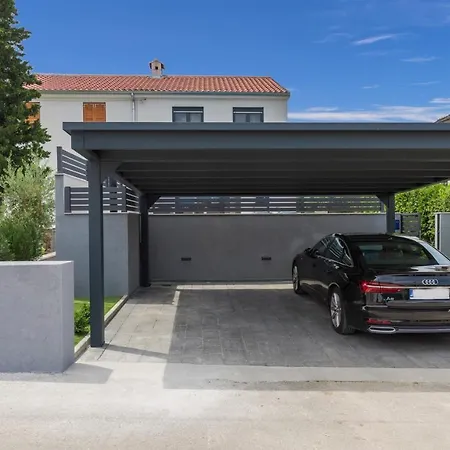 Adria Villa Njivice